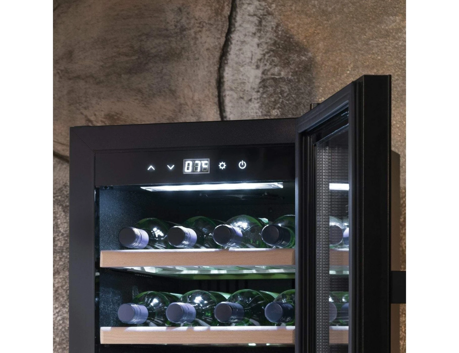 CASO Freestanding Wine Cooler - 38 Bottle Dual Zone 400mm Black - WineExclusive 38 - Image 4